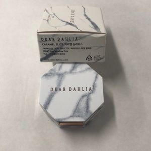 DEAR DAHLIA Makeup - DEAR DAHLIA DEAR DAHLIA Makeup - DEAR DAHLIA